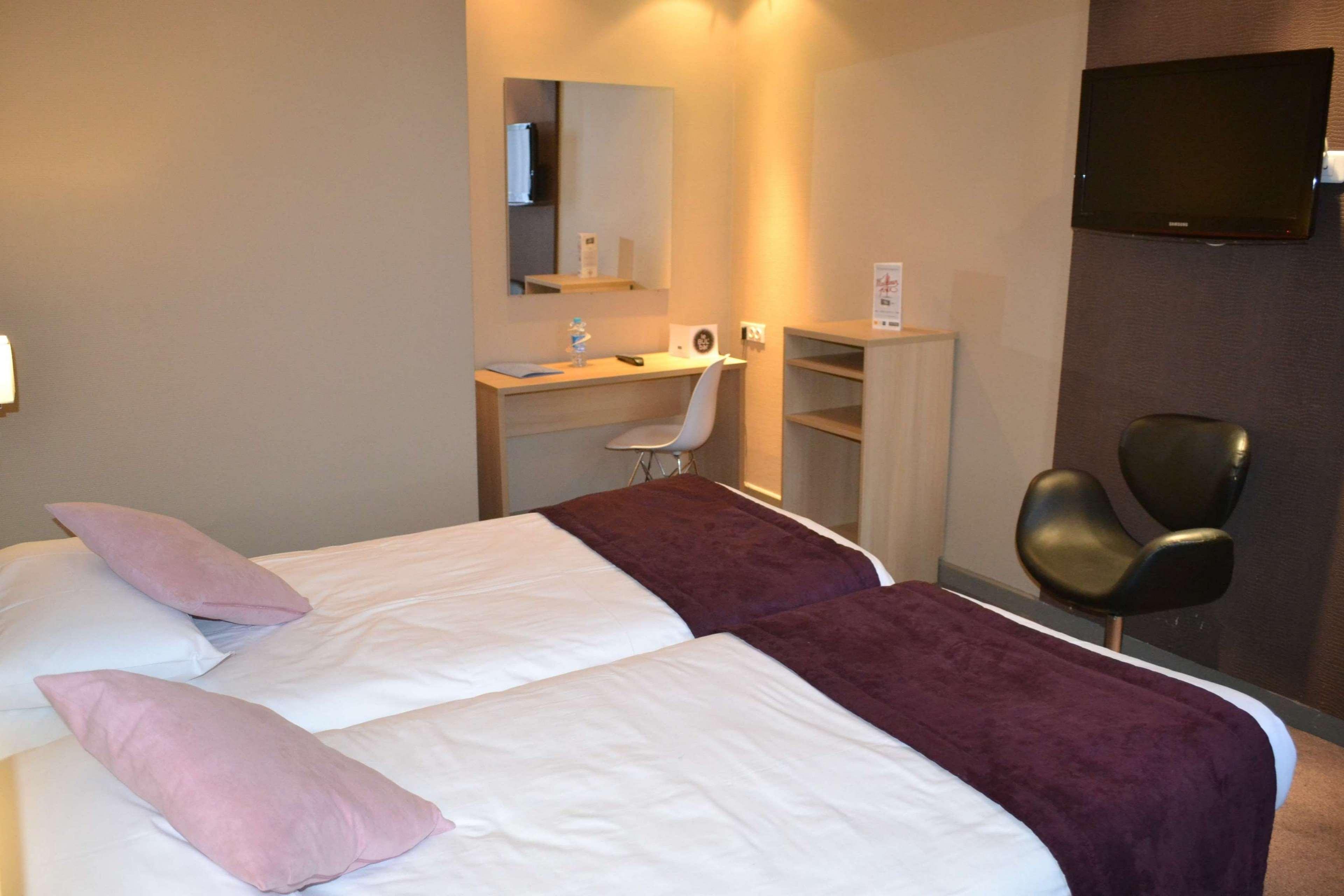 Hotel Europe And Spa Reims Exteriör bild